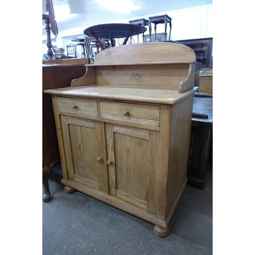 120 - A French pine dresser