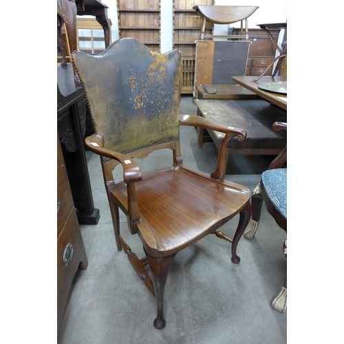 138 - An Edward VII mahogany desk chair