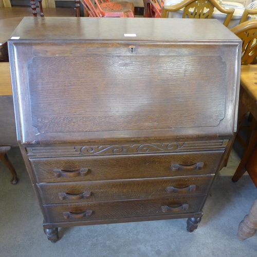 243 - An Art Deco oak bureau