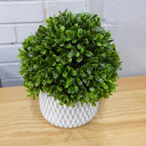 1338 - An artificial topiary in a ceramic pot, H 25cms (2988208)   #