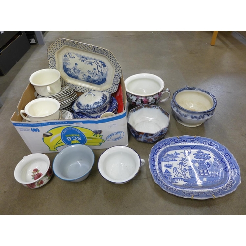 1162 - A collection of blue and white china and a collection of decorative plates, etc.**PLEASE NOTE THIS L... 