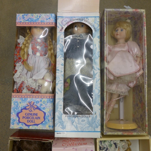 1175 - A collection of modern dolls, boxed**PLEASE NOTE THIS LOT IS NOT ELIGIBLE FOR POSTING AND PACKING**