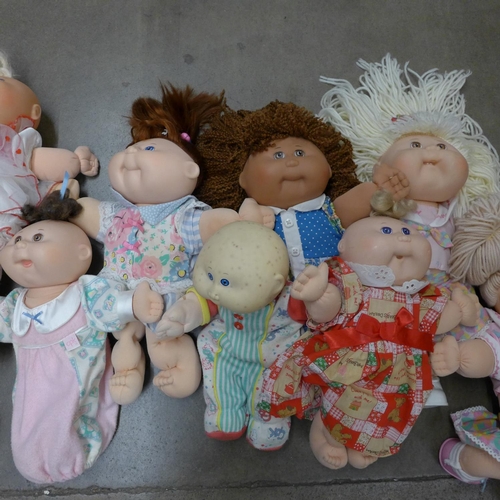 1176 - Nine 1980's and 1990's Cabbage Patch dolls