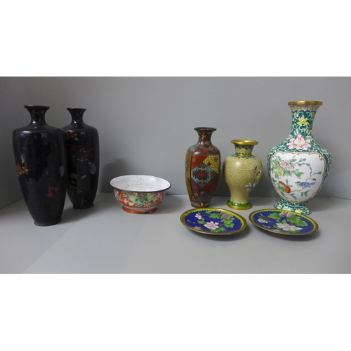 705 - A collection of cloisonne vases and two dishes, four a/f