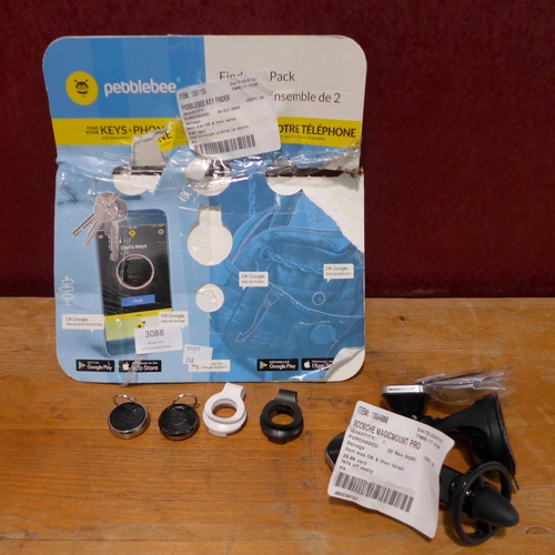 3088 - Pebblebee Key Finder and Scosche Magicmount Pro  Mob/Tablet Mount     (248-259,260)   * This lot is ... 