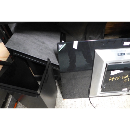 3347 - CDA Angled Black Glass Chimney Cooker Hood & Faber Angled Black Hood* This lot is subject to vat