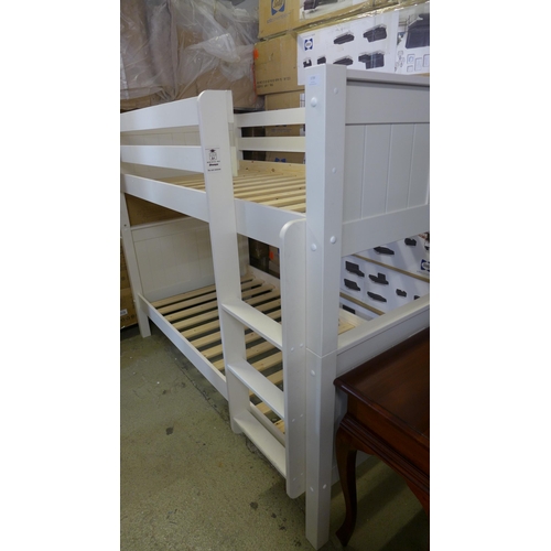 1736 - A white painted Stompa bunk bed