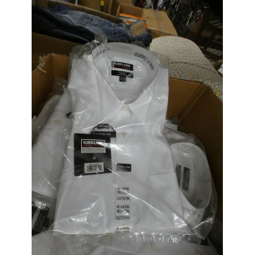 2070 - Approx 30 Kirkland white shirts in assorted sizes