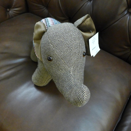 1349 - A tweed fabric elephant door stop, 45 x 23cms (2821907)   #