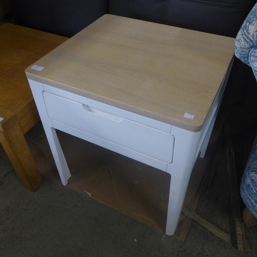 1739 - A white and washed oak single drawer lamp table