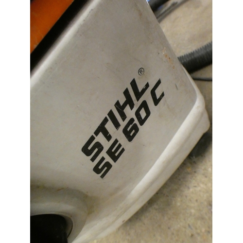 2298 - Stihl SE60C shop vacuum