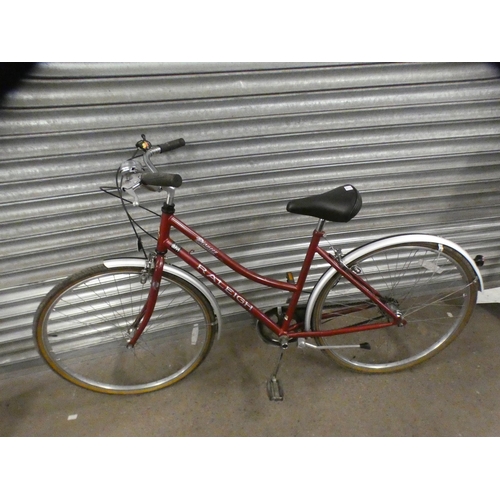 2360 - Raleigh Pioneer Chiltern lady's hybrid bicycle, c/w mudguard & chain guard