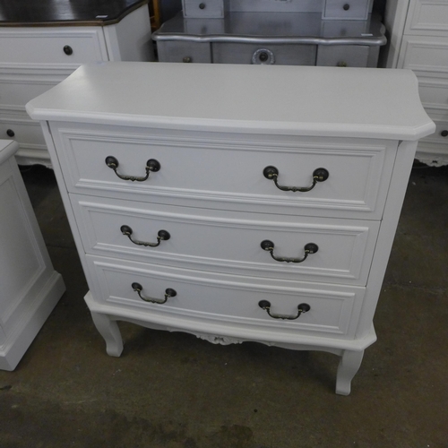 1518 - A white antique style three drawer chest