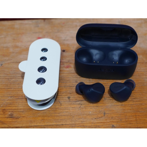 3161 - Jabra Wireless Earbuds  - Elite 3   , (249-444)   * This lot is subject to vat