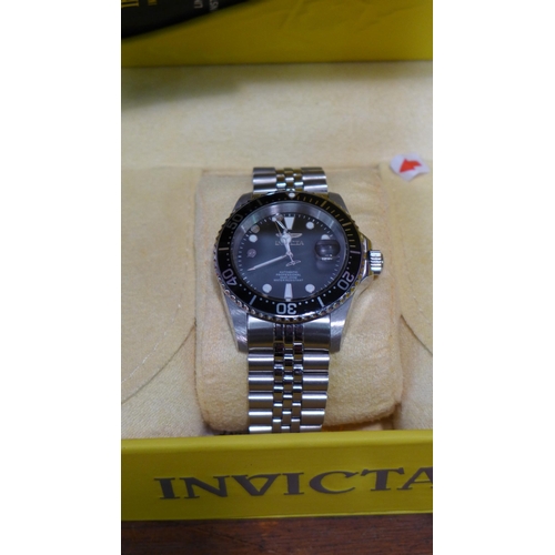 3203 - Invicta Gents Watch  (249-407)   * This lot is subject to vat