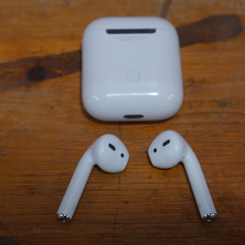 3215 - Airpods 2Nd Gen & Case   - Mv7N2Zma, (249-413)   * This lot is subject to vat