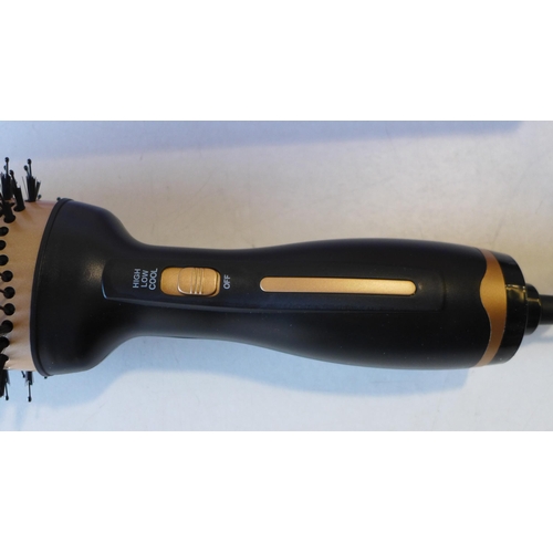 3110 - Multifunctional hot air hairdryer brush