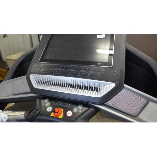 1669 - Proform Performance 800I Treadmill , Original RRP £791.66 + vat (4098-30)  * This lot is subject to ... 