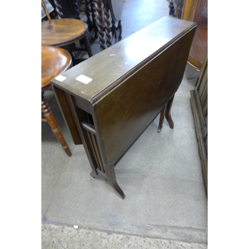 250 - A Victorian mahogany Sutherland table