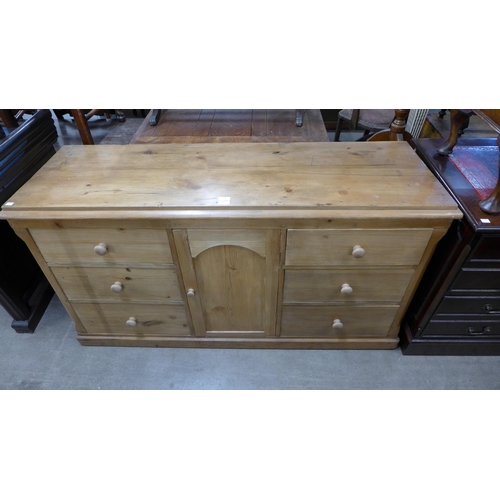 261 - A Victorian style pine dresser