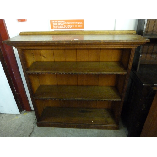 269 - A Victorian oak open bookcase