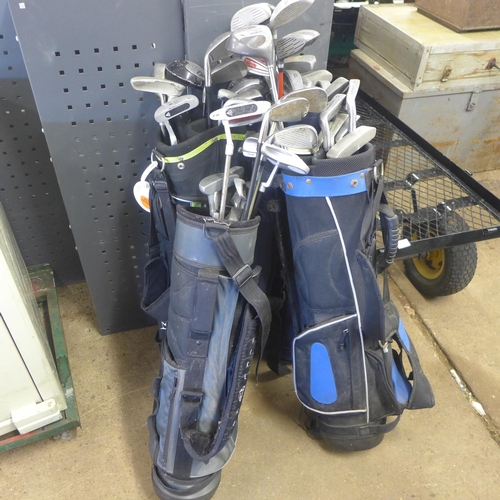 2315 - 4 Bags of children's golf clubs