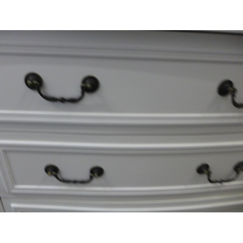 1443 - A white three drawer chest