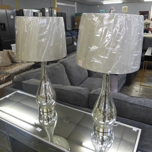 1534 - A pair of glass table lamps