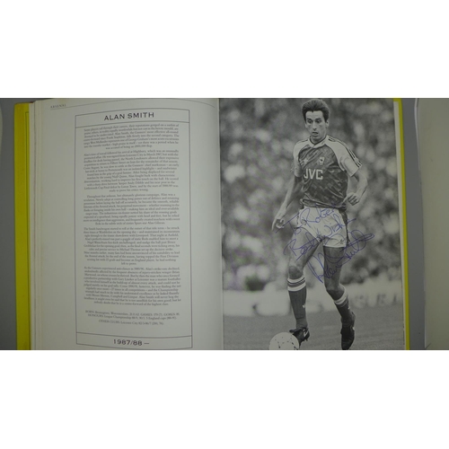 676 - An Arsenal Player by Player book containing 85 signatures of former players including Johnny Barnwel... 