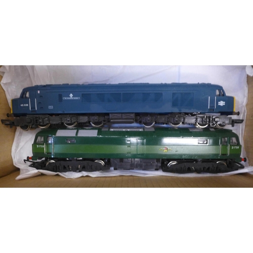 742 - 00 gauge model rail; Class 47 Brush diesel engine with illuminating headcode and one Class 45 Peak d... 