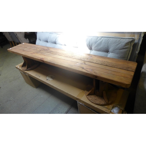 1570 - A reclaimed timber 7ft bench