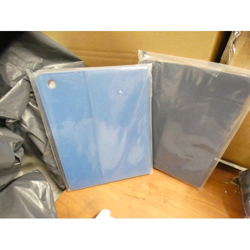 2071 - 3 Assorted tablet PC cases (unused)