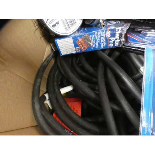 2160 - Clarke job lot: box of misc. tools inc. wheels, air line, hose, pump, hose clamp, Allen keys, etc. -... 