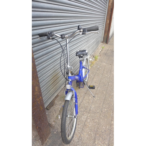 2421 - Reflex CFM blue folding bike, original RRP £500