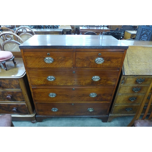 119 - A George III mahogany chest of drawers