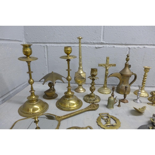 1000 - A quantity of brassware including candlesticks, jugs, etc. **PLEASE NOTE THIS LOT IS NOT ELIGIBLE FO... 