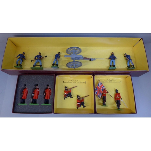 670 - Four Britains model figure sets, Union Gun & Crew, Sherwood Foresters x2 and The Chelsea Pensioners