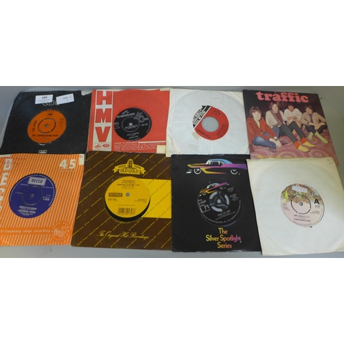 688 - Thirty-eight 1960's and 1970's pop, beat and mod 7