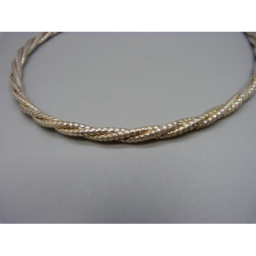 909 - A silver choker, 14.5g