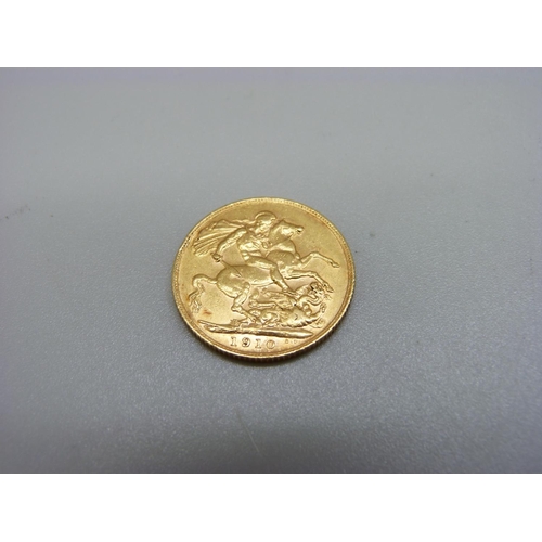 939 - An Edward VII 1910 full sovereign