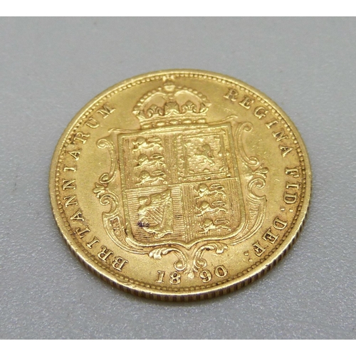 977 - A Victorian 1890 half sovereign with shield back