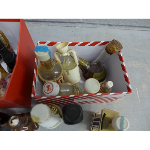 996 - Two boxes of assorted alcohol miniatures, some lacking contents **PLEASE NOTE THIS LOT IS NOT ELIGIB... 