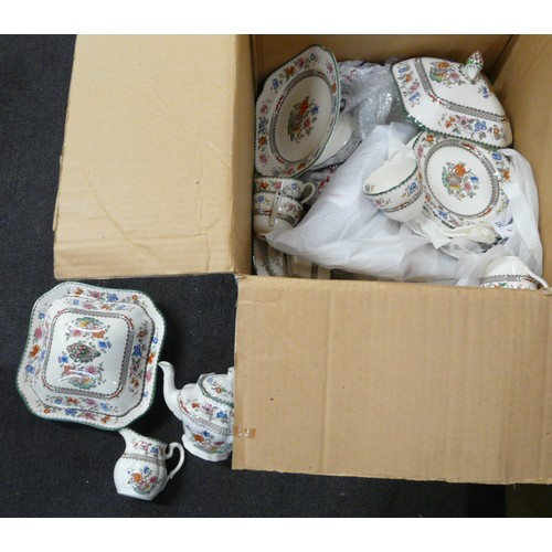 1031 - A Copeland Spode Chinese Rose dinner service and tea set **PLEASE NOTE THIS LOT IS NOT ELIGIBLE FOR ... 