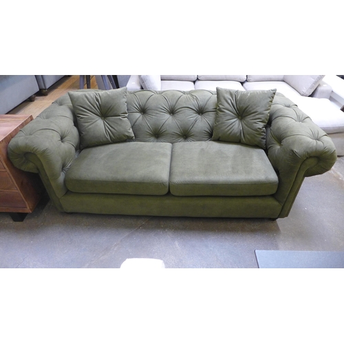 1379 - A moss velvet Chesterfield 2.5 seater sofa