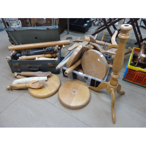 290 - A large quantity of wooden mannequin parts and stands