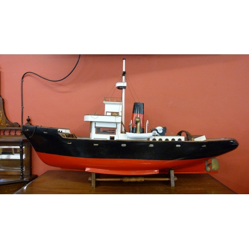 351 - A large model tugboat, fitted with Stuart Turner live steam engine and boiler