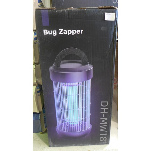 3103 - Two bug zappers (DH-MW18)