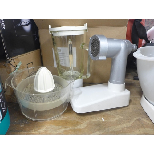 2093 - Kenwood mixer with paddle, whisk & manual - W