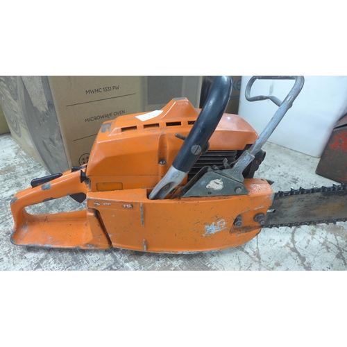 2132 - Husqvarna petrol driven chainsaw - W