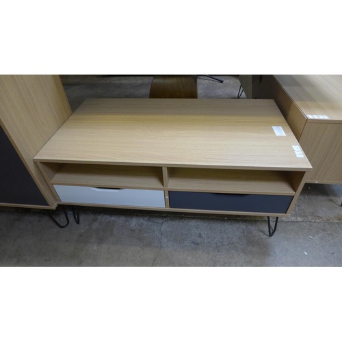 1540 - A Rainby coffee table